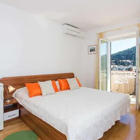 Apartament Kerry *